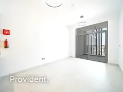 Modern Layout | Fitted Kitchen | Pool view