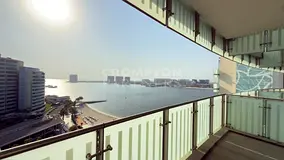 Fancy Living | Beach Access | Balcony | Vacant