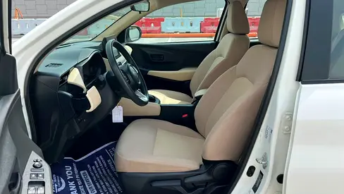 2023 Toyota YARIS 照片 12