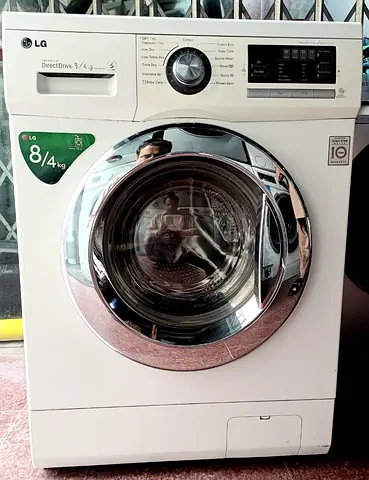 L g direct drive 8kg washer and 4kg dryer for sell
