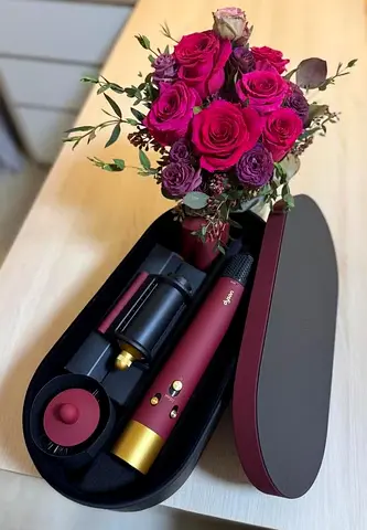 Dyson hs09/hs08 Airwrap-style Hair Styler Set - Red (Used, Good Condition)