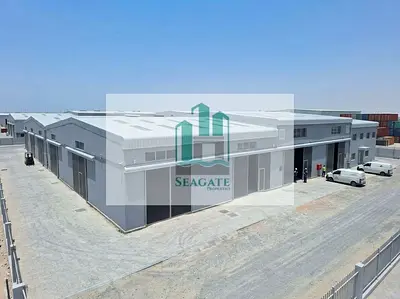 مجمع مستودعات جديدعلى شارع رئيسي  للبيع | الجرف الصناعية 1