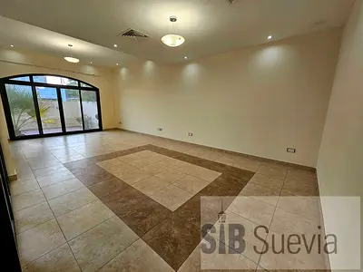 Well Maintained | Vacant | Spacious Layout