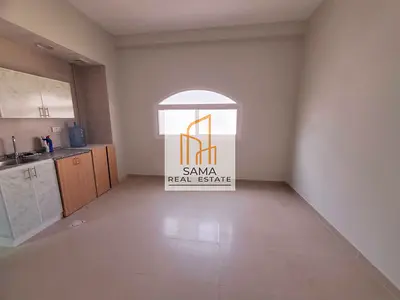 Affordable price || Studio Flat on Road Building just in 16-K