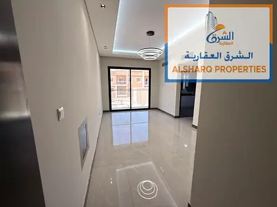 تاني ساكن _ارقي التشطيبات __غرفه ماستر _بلكونه اطلاله مفتوحه _تكييف مركزي _علي مخرج الشارقه ودبي
