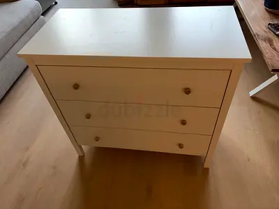 White 3-drawer chest / dresser in good condition from Ikea