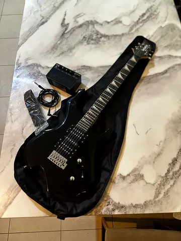 beethostar Electric guitar with portable amp