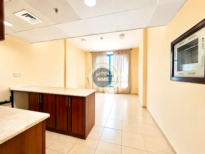 Studio at Building | 550 Sq Ft | Including Bills