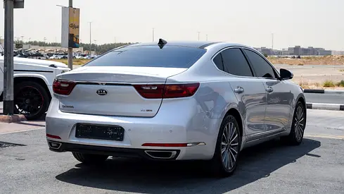 2019 KIA CADENZA 照片 7