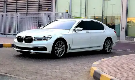 BMW 7 Series 730L 2019 GCC specs