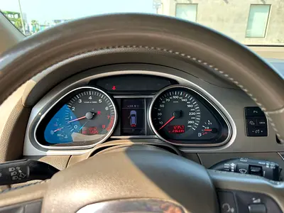 صورة 7 لـ 2009 AUDI Q7
