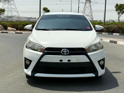 2016 Toyota YARIS — фото 2