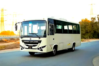 Ashok Leyland | Oyster 32-Seater | GCC Specs | Ref#AB5995