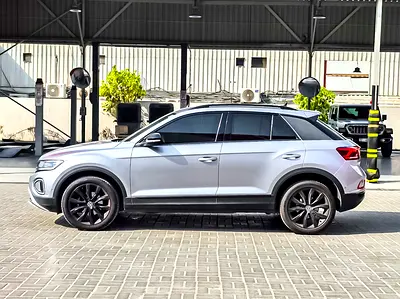 صورة 5 لـ 2023 Volkswagen T-ROC