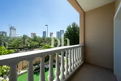 Park Facing | Single Row | Vacant 1st Oct