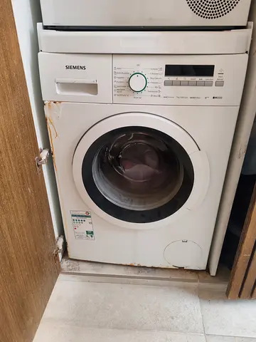 Siemens Front Load Washing Machine - Used, not working need to repair (Rust on Door)