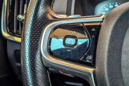 صورة 17 لـ 2018 Volvo S90