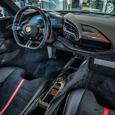 2021 Ferrari SF90 STRADALE — фото 14