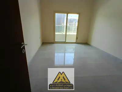 شقه مميزه جد | غرفتين و صاله | ليواره 2 | تكييف مركزي | مساحه ممتازه | بلكونه