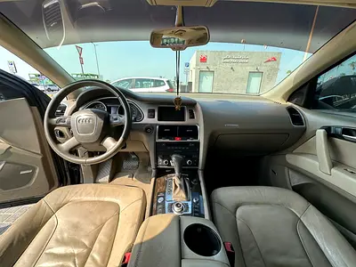 صورة 8 لـ 2009 AUDI Q7