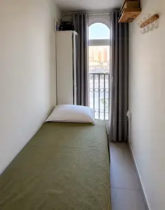 Partition for Arab Male or Filipino