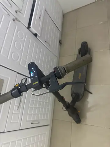 Electric scooter