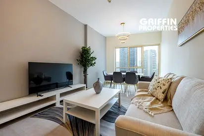 2BED | UNFURNISHED | FAMILY FRIENDLY BUILDING