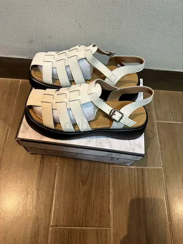 Roman sandals size EUR 40 for sold