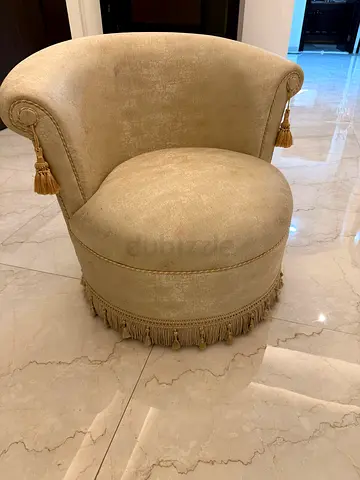 Elegant Luxury Beige Accent Chair / Armchair – Excellent Condition