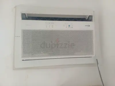 Window Air Conditioner Unit - Working Condition