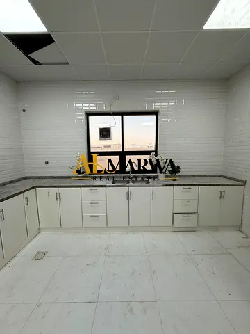 Huge 4 Bedroom's Villa with Big Open yard Space