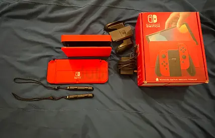 Nintendo switch red