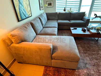 Premium Quality Crate&Barrel Axis feather 🪶 filled U Shape Sofa Perfect Condition
