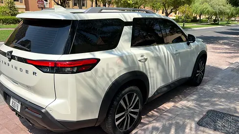 2023 Nissan Pathfinder SV | American Specs | Low Mileage