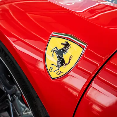 2021 Ferrari SF90 STRADALE — фото 7