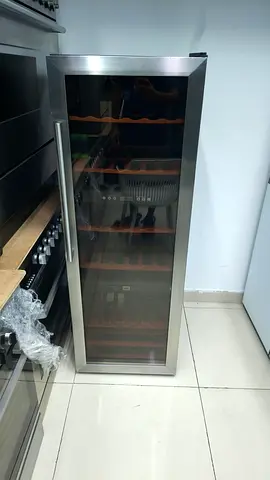 Stainless Steel Single-Zone Wine Cooler - Tall Glass Door (Good Condition)
