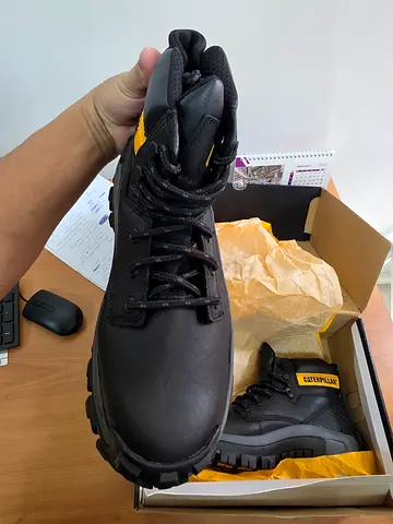 Caterpillar black work boots - size available, lightly used