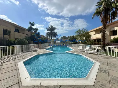 COMPOUND VILLA 4BR+MAIDS SHARED POOL GARDEN SQUASH COURT