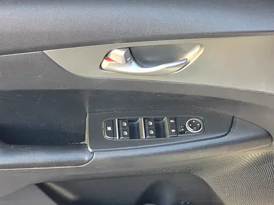 صورة 12 لـ 2020 KIA CERATO