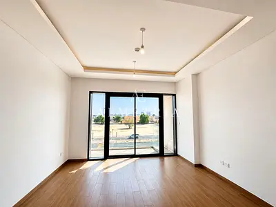 Prime Location | Parkside Living | Modern Luxury