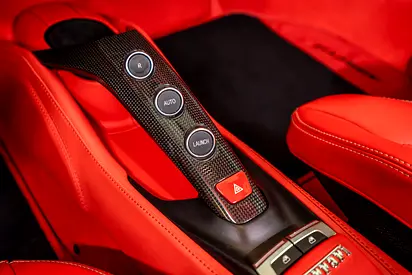 2017 Ferrari 488 GTB — миниатюра 15