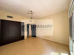 1 BR Apartment in Liwan with Covered Parking