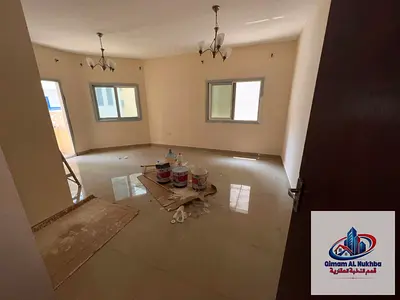 أجمل غرفتيين وصاله بالمجره مع بلكون باطلاله مميزه جدا تسهيلات في الدفعات والصيانه مجانيه تشطيبات سوبر ديلوكس سهله الوصول وعلي مخرج دبي وعجمان