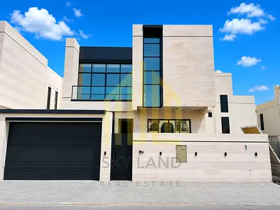 Modern villa - 3 floors - in a good location - directly from the owner - freehold - close to all services