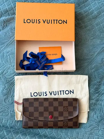 Louis Vuitton Women Wallet (original)