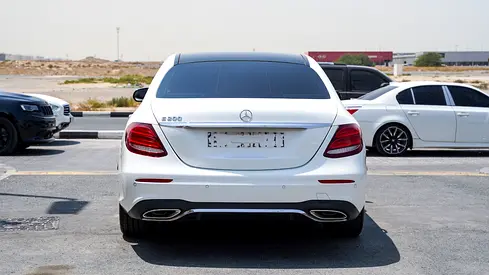 2018 Mercedes-BENZ E-CLASS 缩略图 7
