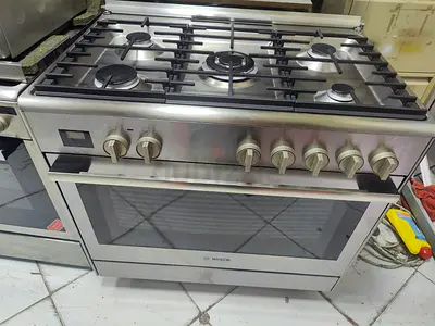 Bosch latest model series 8 top gass oven electric 5 burner full heavy duety gass/electric combined