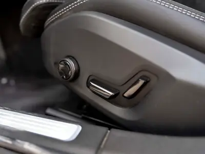 صورة 12 لـ 2024 Volvo S90