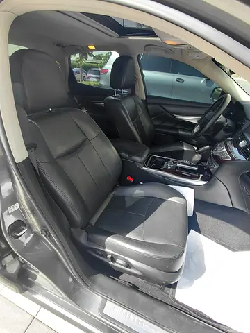 2018 Infiniti Q70 照片 6