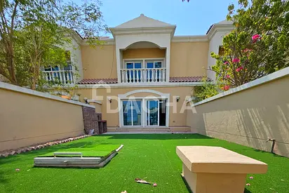2 BR Townhouse | Single Row | Vacant